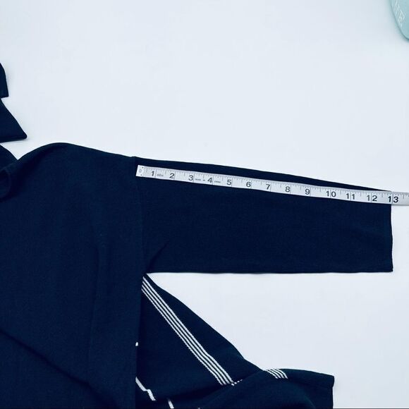 NWT J. Jill Navy/Cream Diagonal Stripe Crew Neck Top Size Small - Picture 9 of 11